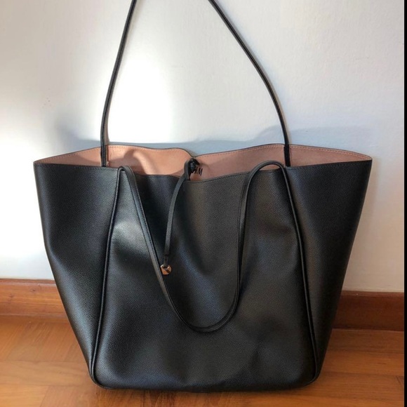 H&M Handbags - H&M tote bag